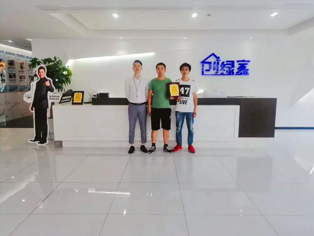 熱烈祝賀王總簽約創綠家上海市區級代理！